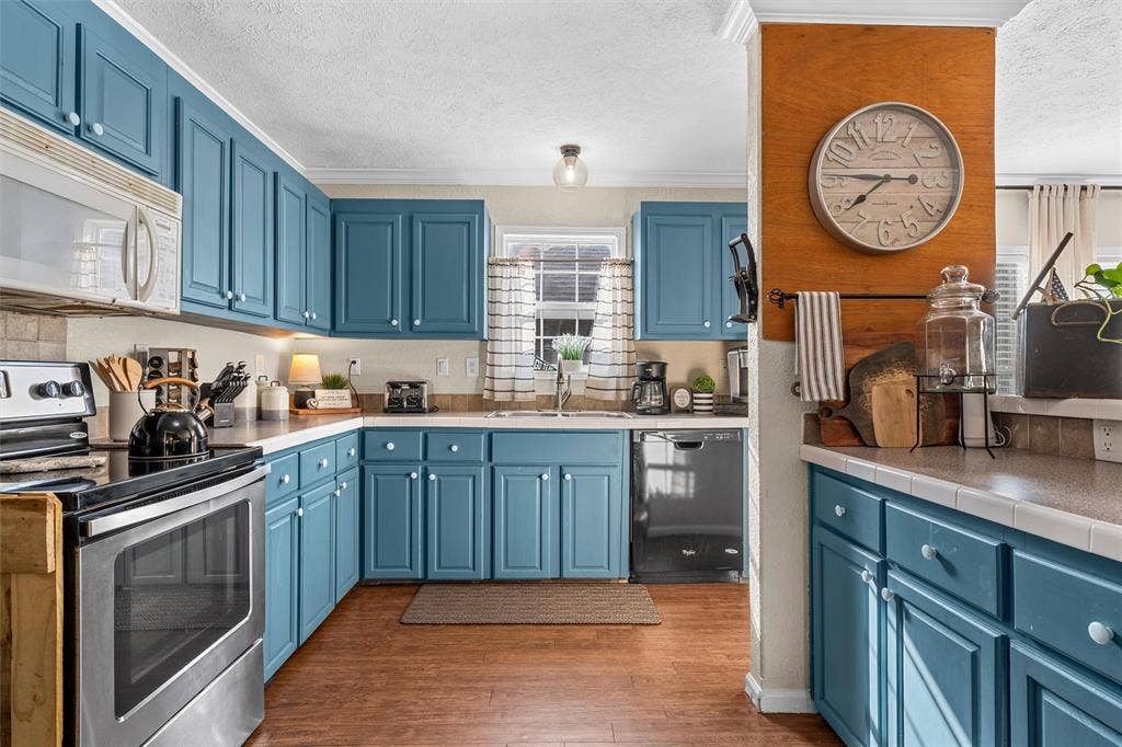 2220 S 2nd Street, Waco, TX 76706 2220 S 2nd Street, Waco, TX 76706