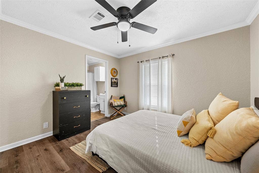 2220 S 2nd Street, Waco, TX 76706 2220 S 2nd Street, Waco, TX 76706