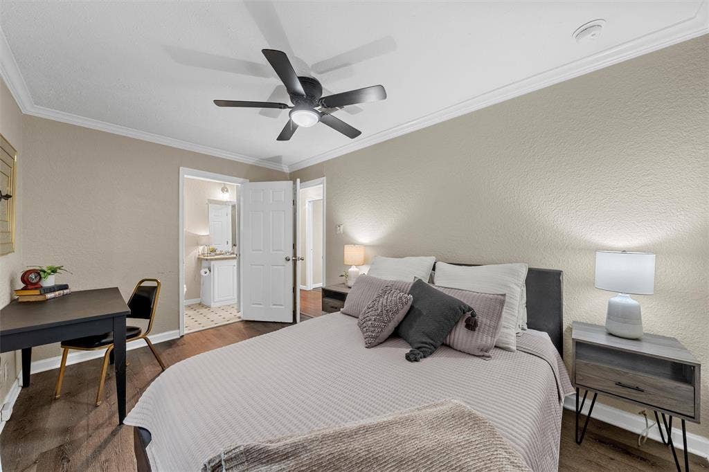 2220 S 2nd Street, Waco, TX 76706 2220 S 2nd Street, Waco, TX 76706