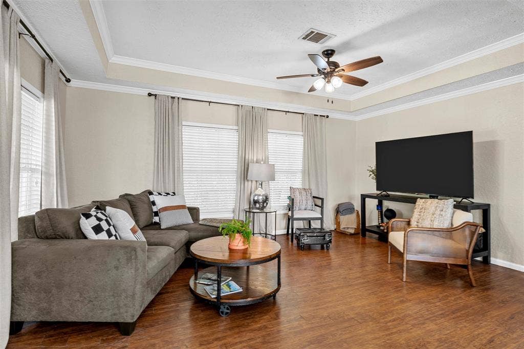 2220 S 2nd Street, Waco, TX 76706 2220 S 2nd Street, Waco, TX 76706