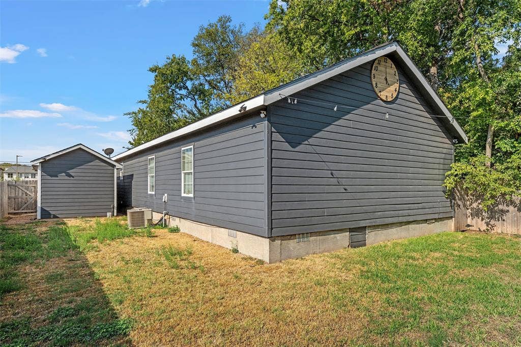 2220 S 2nd Street, Waco, TX 76706 2220 S 2nd Street, Waco, TX 76706