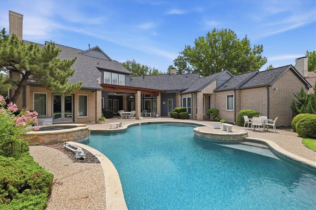 5872 Bridle Bend Court, Plano, TX 75093 5872 Bridle Bend Court, Plano, TX 75093