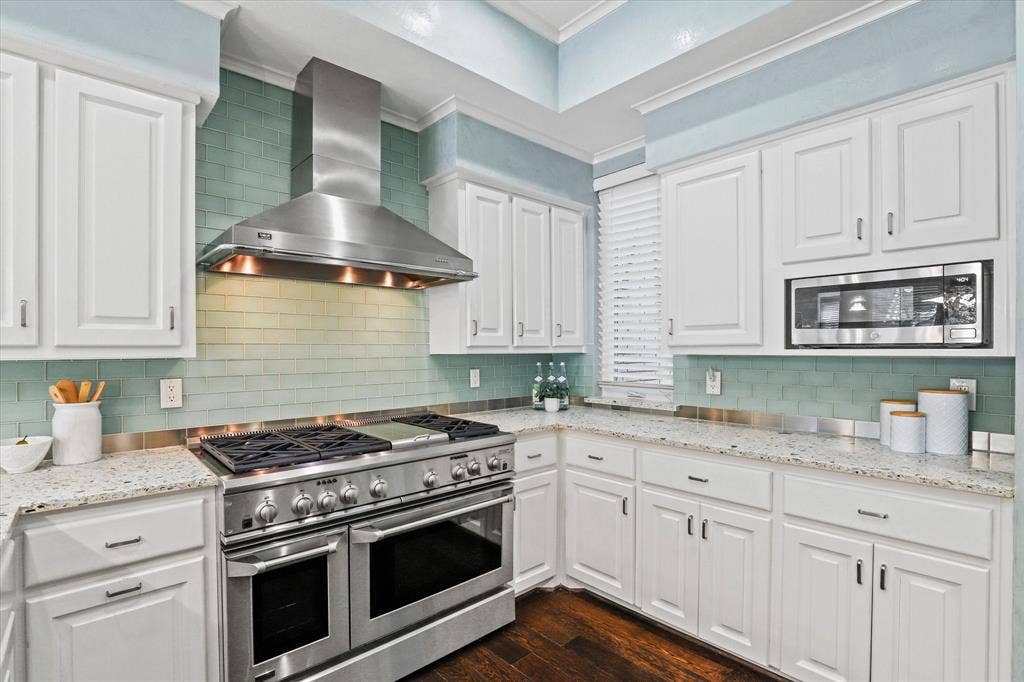 5872 Bridle Bend Court, Plano, TX 75093 5872 Bridle Bend Court, Plano, TX 75093