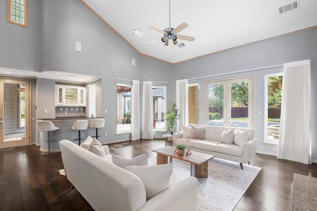 5872 Bridle Bend Court, Plano, TX 75093 5872 Bridle Bend Court, Plano, TX 75093