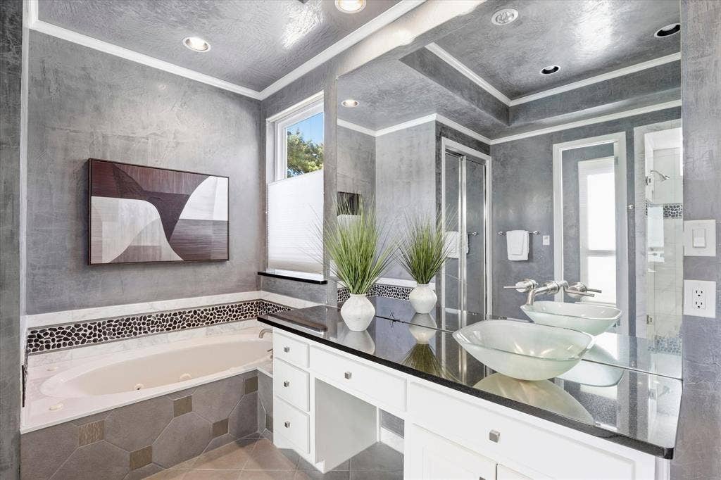 5872 Bridle Bend Court, Plano, TX 75093 5872 Bridle Bend Court, Plano, TX 75093