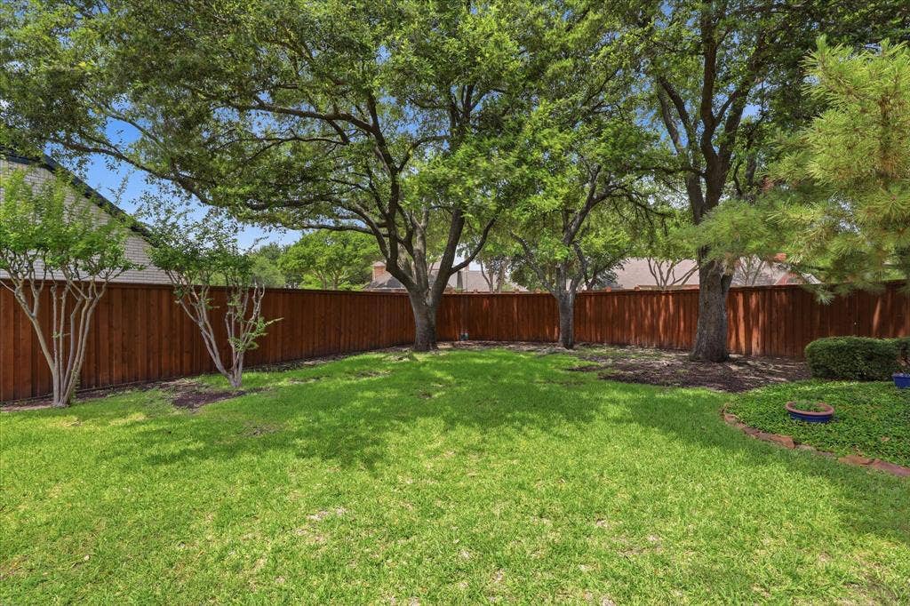 5872 Bridle Bend Court, Plano, TX 75093 5872 Bridle Bend Court, Plano, TX 75093