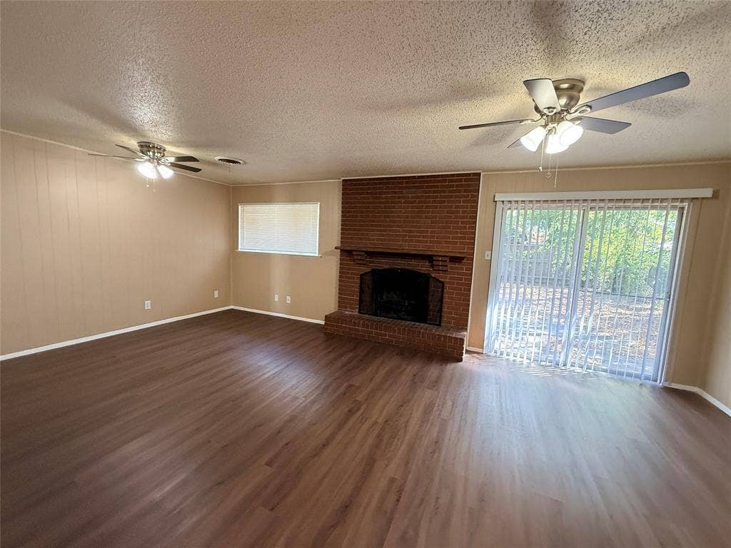1217 Cordell Street, Denton, TX 76201 1217 Cordell Street, Denton, TX 76201