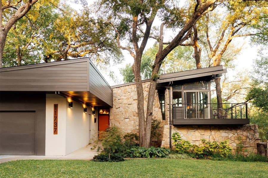 Property photo for 11737 Rogue Way, Dallas, TX