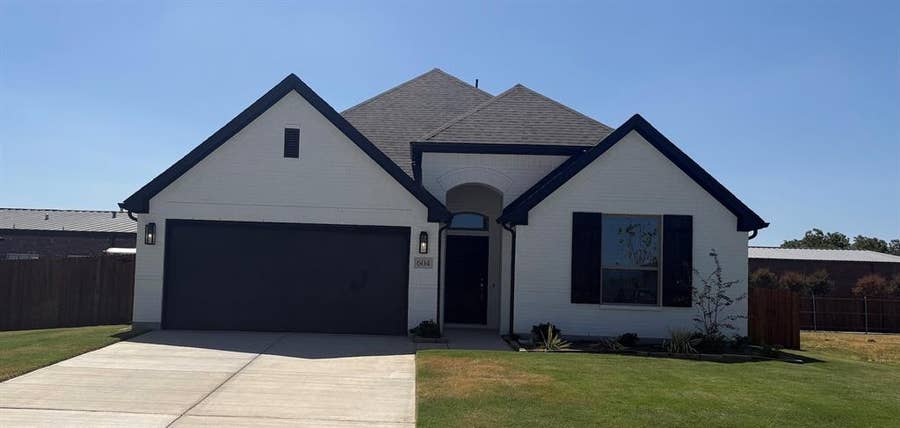Property photo for 604 Austen Avenue, Tioga, TX