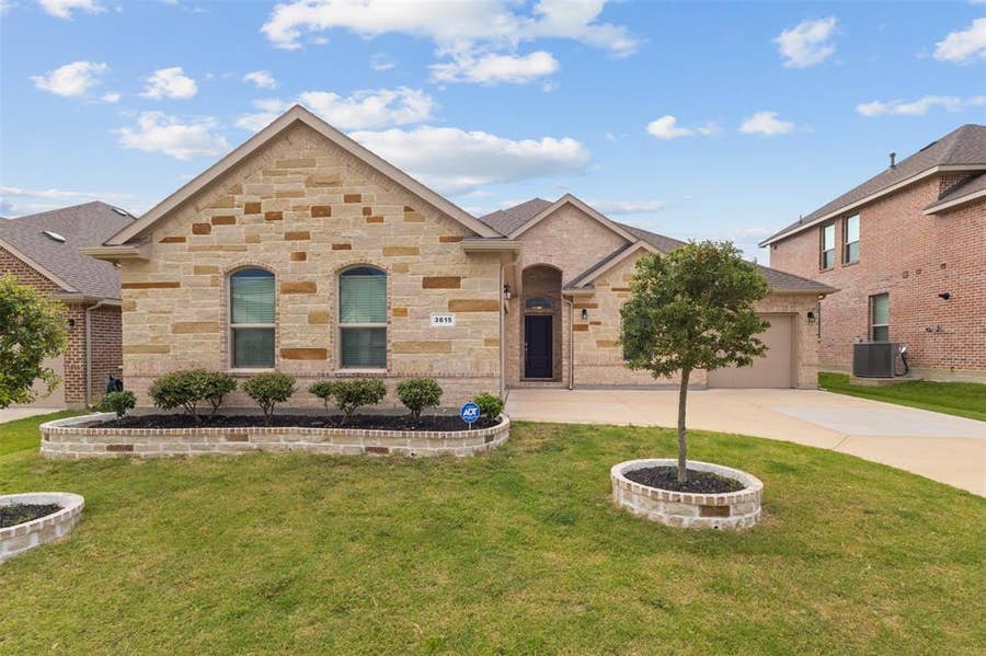 Property photo for 3615 Orchard Street, Grand Prairie, TX