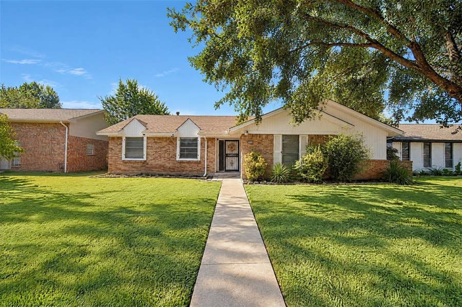 Property photo for 2718 Forest Park Drive, Garland, TX