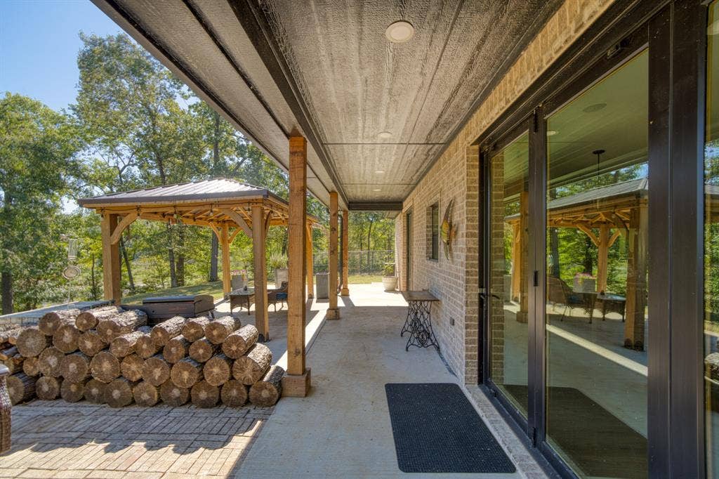 52 S Private Road 52416 N, Leesburg, TX 75451