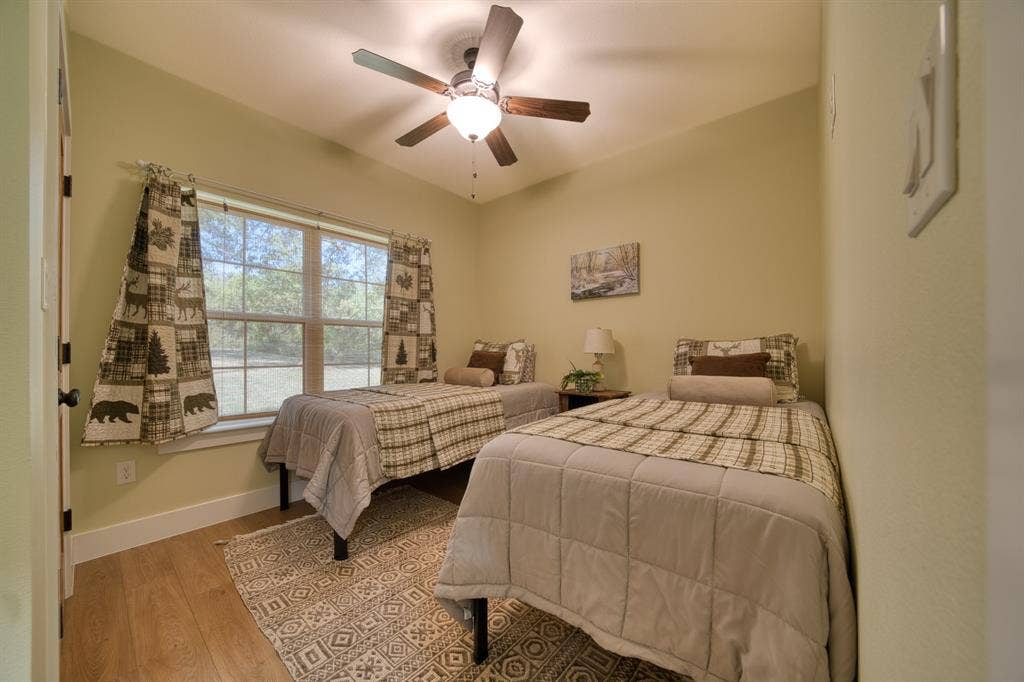 52 S Private Road 52416 N, Leesburg, TX 75451