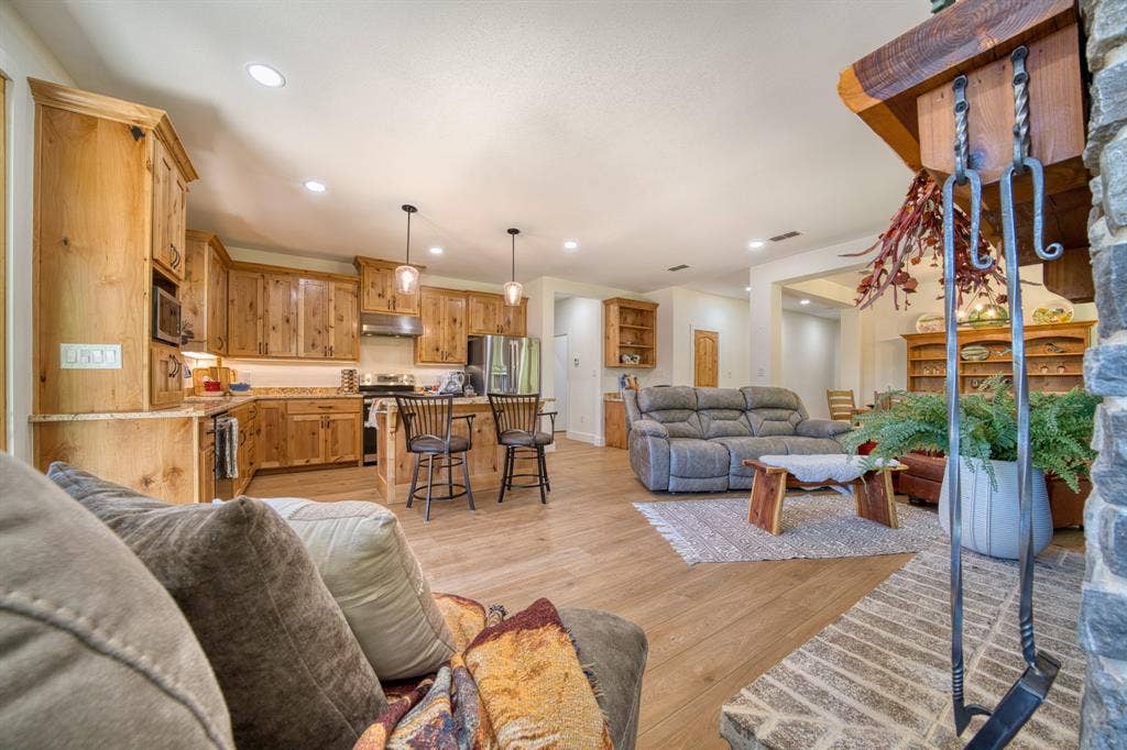 52 S Private Road 52416 N, Leesburg, TX 75451