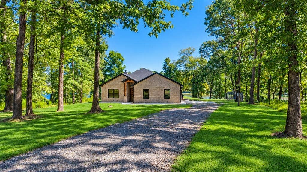 52 S Private Road 52416 N, Leesburg, TX 75451