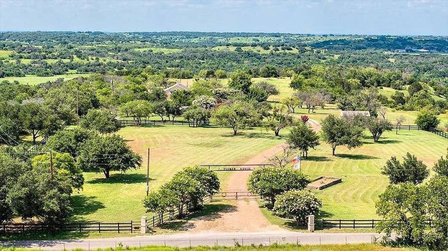 Property photo for 4536 County Road 132, Stephenville, TX