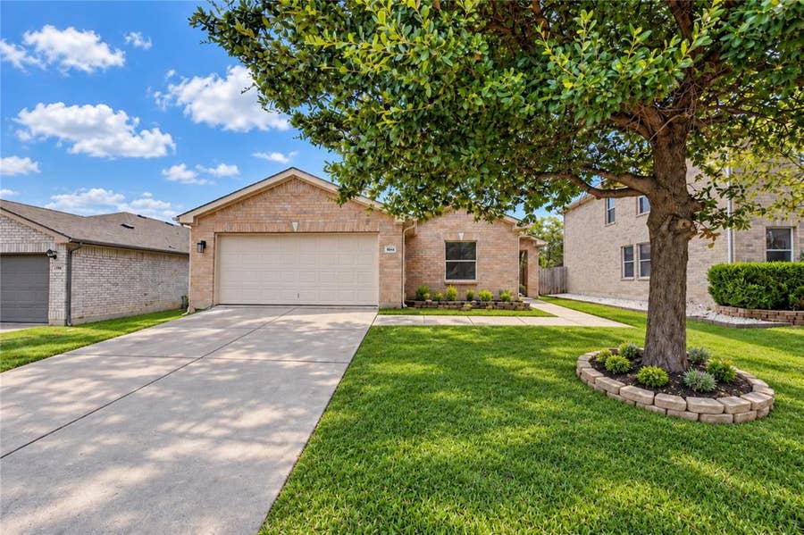 Property photo for 1641 Knight Trail, Little Elm, TX