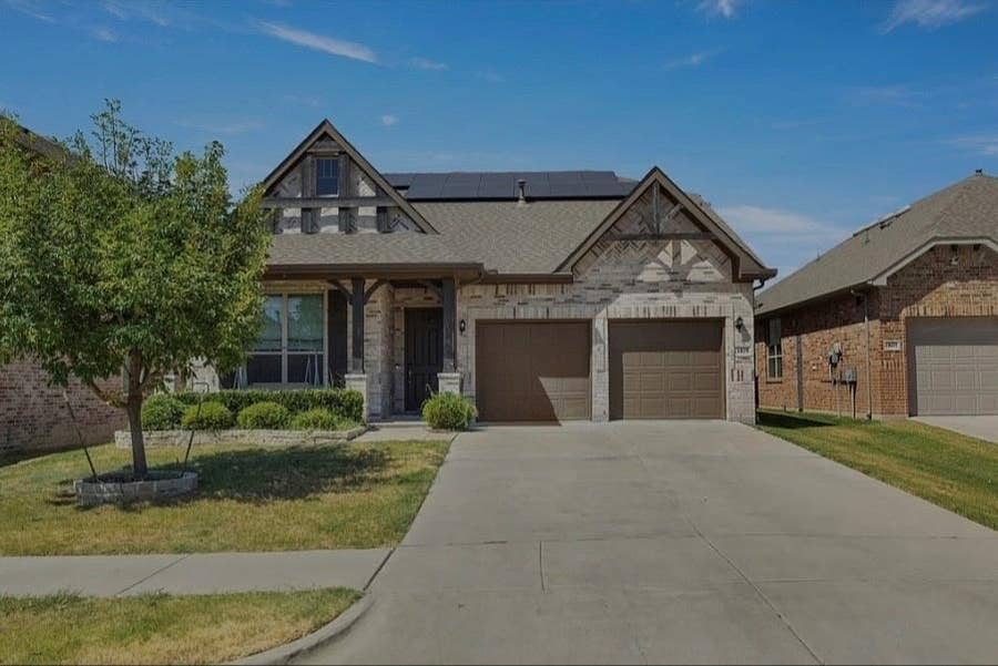Property photo for 1819 Lone Lynx Way, Wylie, TX