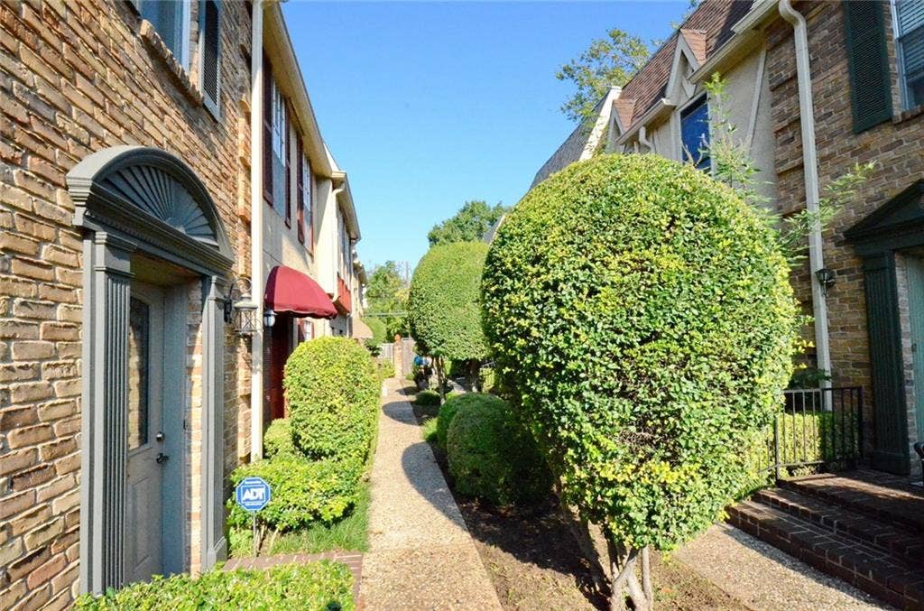 2727 Shelby Avenue, #M, Dallas, TX 75219 2727 Shelby Avenue, #M, Dallas, TX 75219