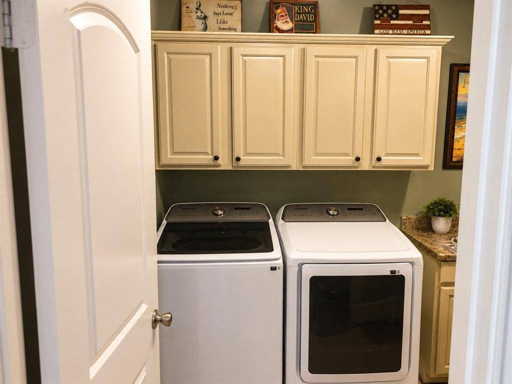 1150 Deep Water Drive, Spring Branch, TX 78070