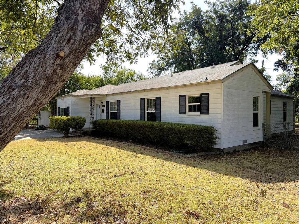 3520 Maple Avenue, Waco, TX 76707