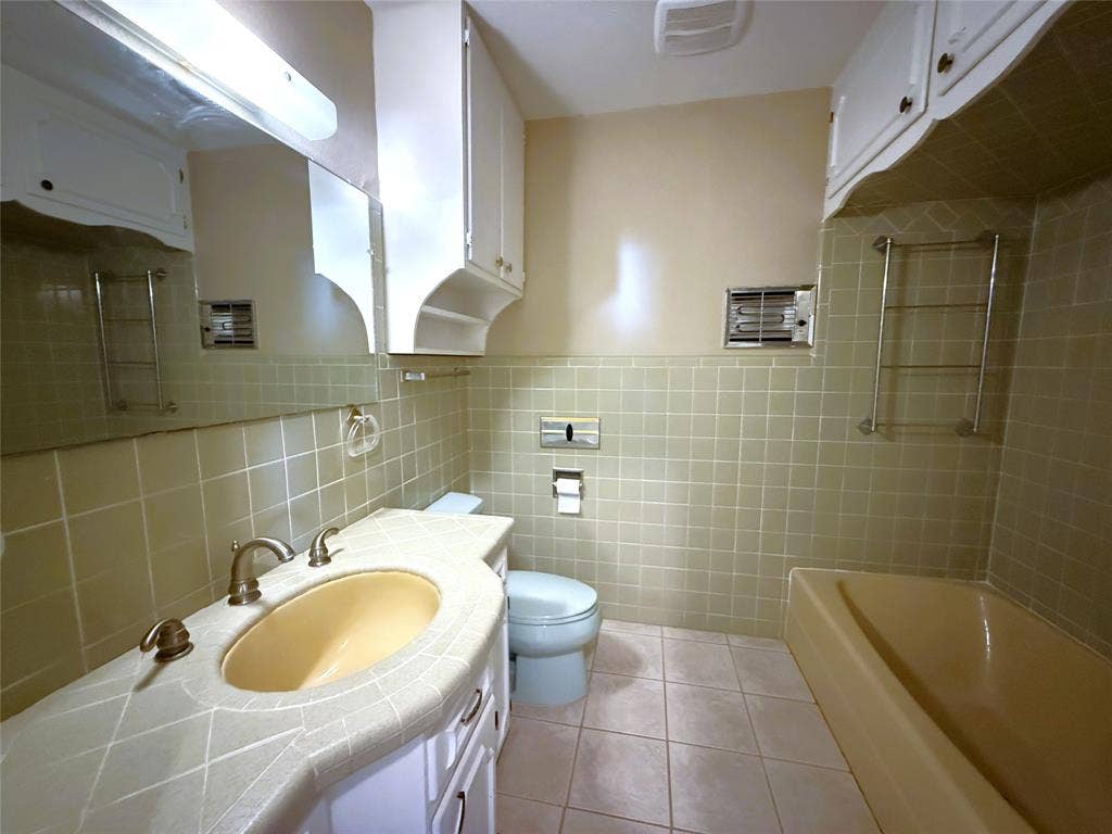 3520 Maple Avenue, Waco, TX 76707
