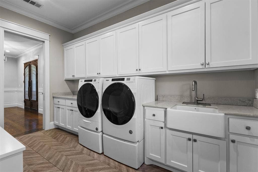 9030 Eustis Avenue, Dallas, TX 75218 9030 Eustis Avenue, Dallas, TX 75218