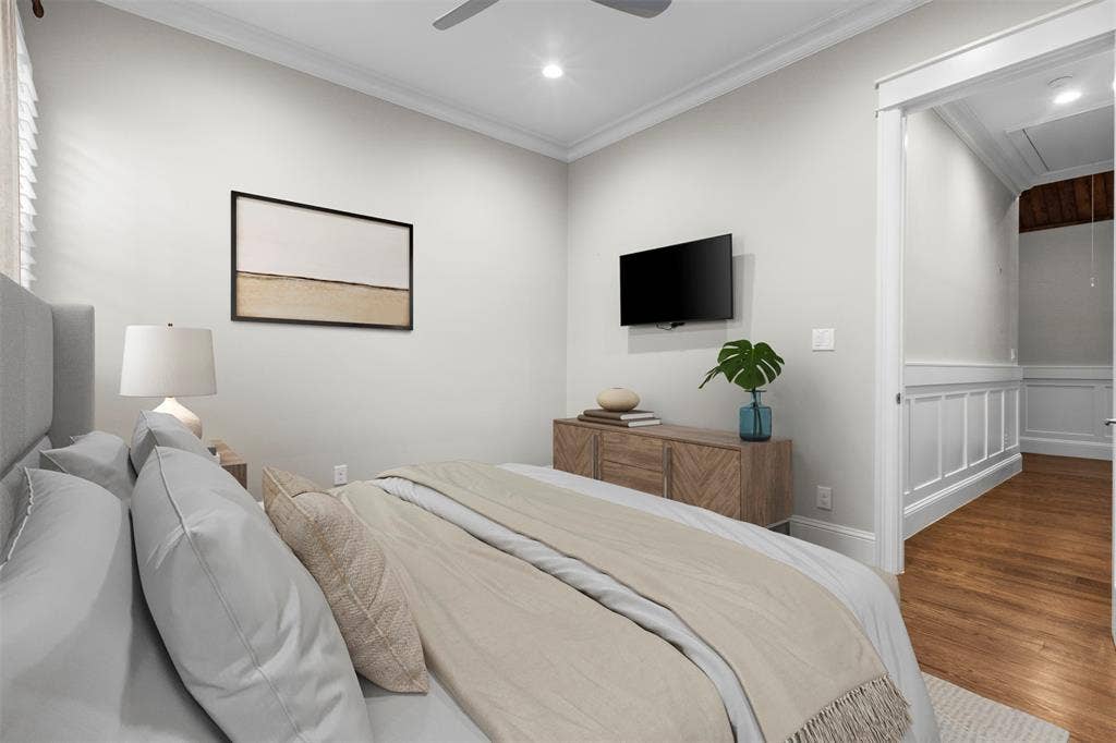 9030 Eustis Avenue, Dallas, TX 75218 Bedroom 2 virtually staged