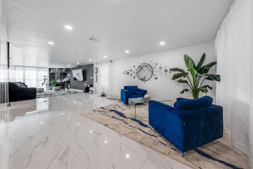 809 Bessemer Drive, Wylie, TX 75098 809 Bessemer Drive, Wylie, TX 75098
