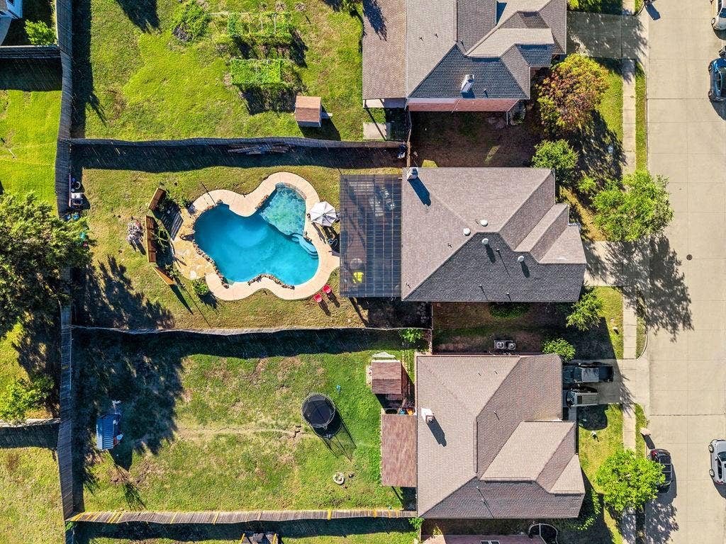 809 Bessemer Drive, Wylie, TX 75098 809 Bessemer Drive, Wylie, TX 75098