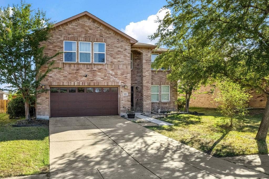 809 Bessemer Drive, Wylie, TX 75098 809 Bessemer Drive, Wylie, TX 75098