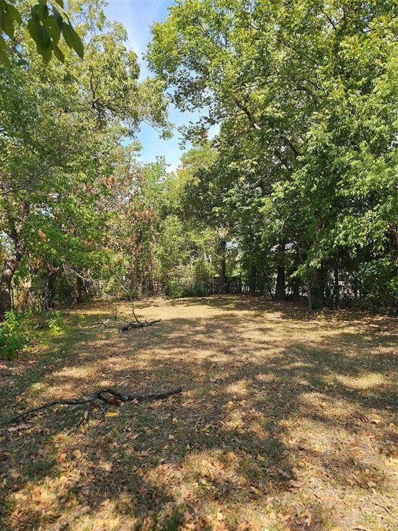Property photo for 1018 E 8th Avenue, Corsicana, TX