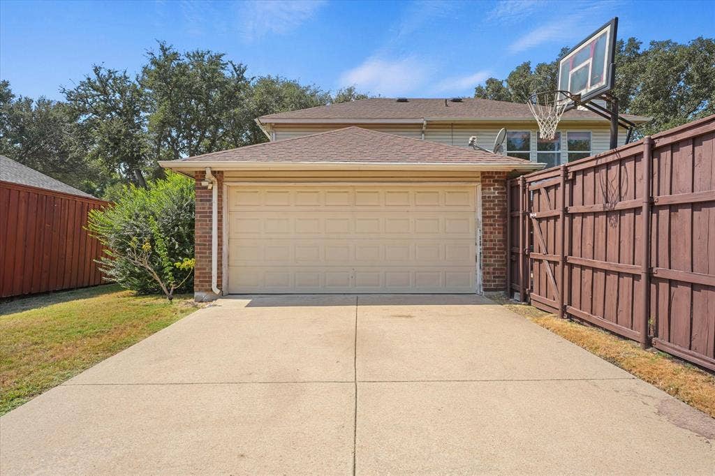 6410 Tara Lane, Frisco, TX 75035 6410 Tara Lane, Frisco, TX 75035