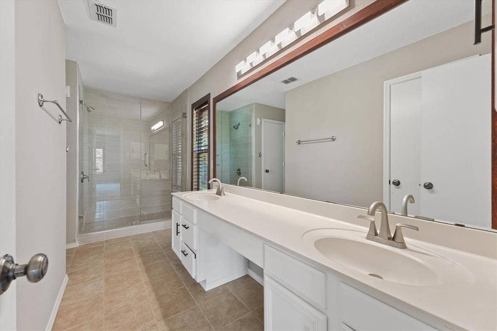 6410 Tara Lane, Frisco, TX 75035 6410 Tara Lane, Frisco, TX 75035