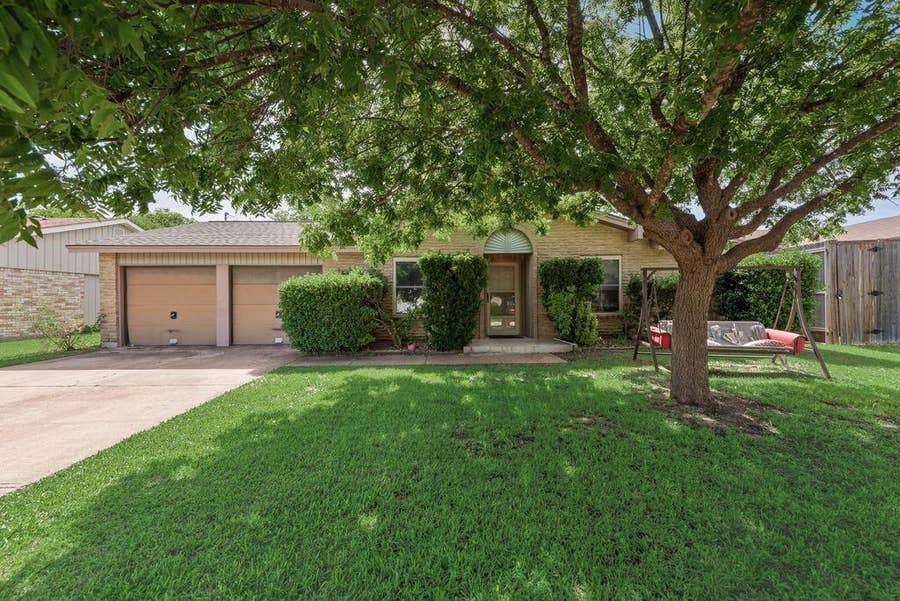 Property photo for 6536 Wakefield Road, North Richland Hills, TX