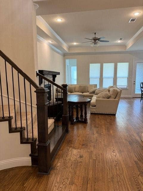 2913 Deansbrook Drive, Plano, TX 75093 2913 Deansbrook Drive, Plano, TX 75093