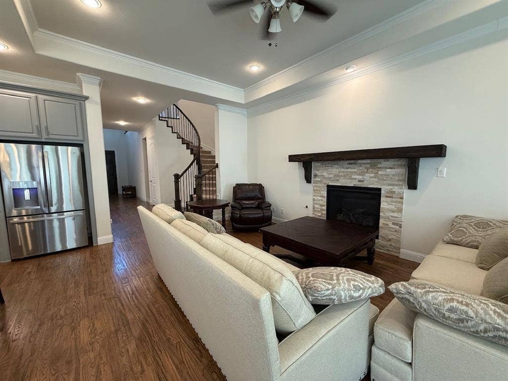 2913 Deansbrook Drive, Plano, TX 75093 2913 Deansbrook Drive, Plano, TX 75093
