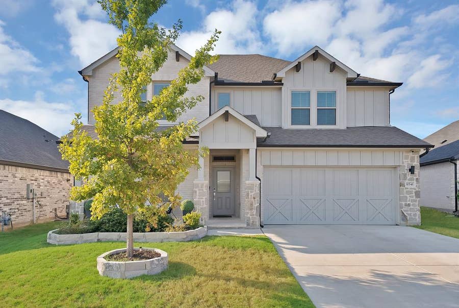 Property photo for 10541 Big Lagoon Drive, Fort Worth, TX