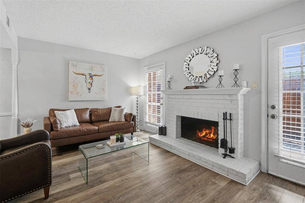1205 Roaring Springs Road, #1205, Fort Worth, TX 76114