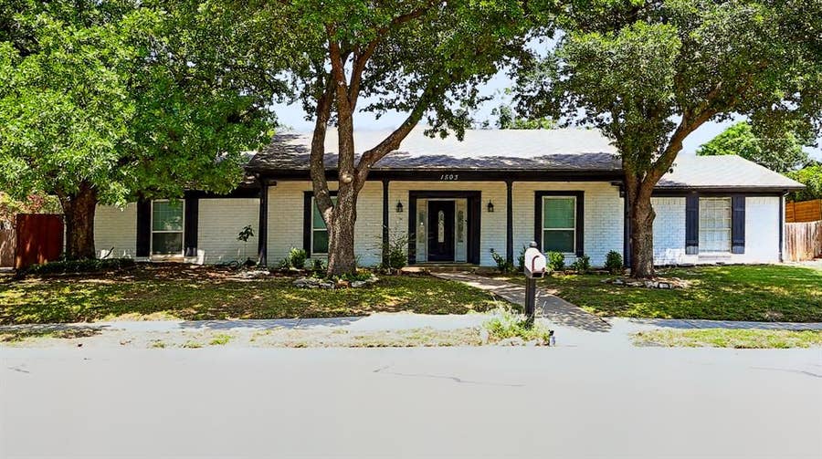 Property photo for 1503 Woodvine Drive, Euless, TX