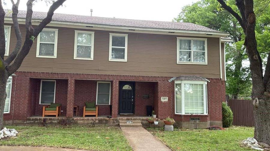 Property photo for 1415 W Red Bird Lane, Dallas, TX