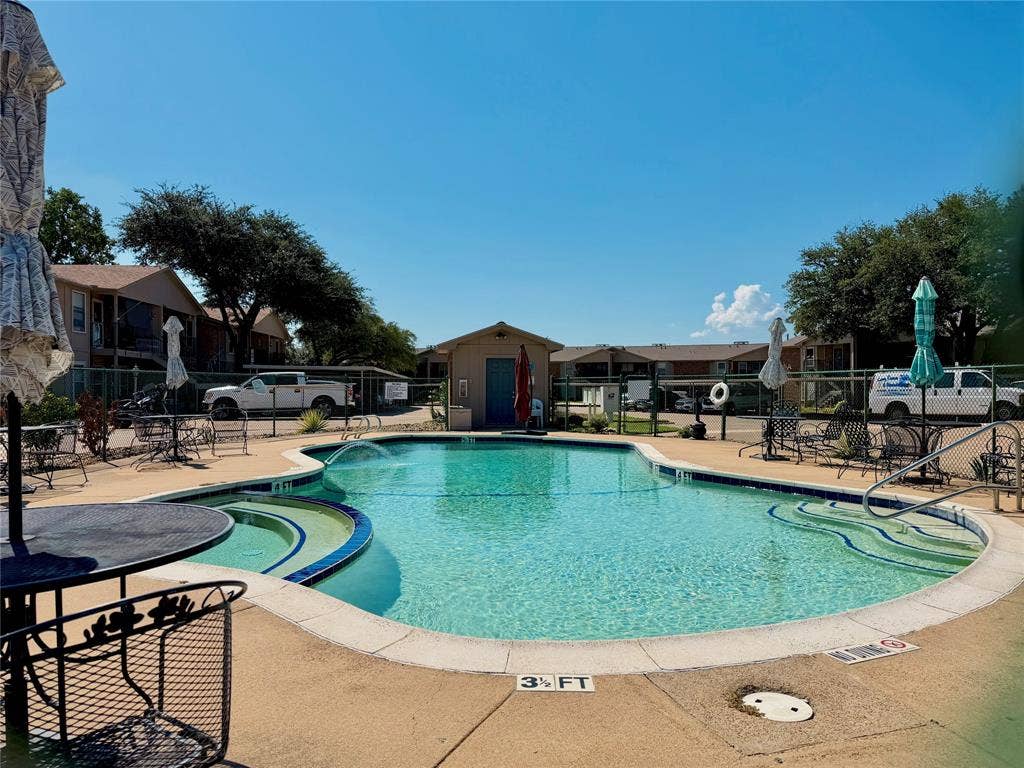 849 GUN BARREL Lane S, #E4, Gun Barrel City, TX 75156 849 GUN BARREL Lane S, #E4, Gun Barrel City, TX 75156
