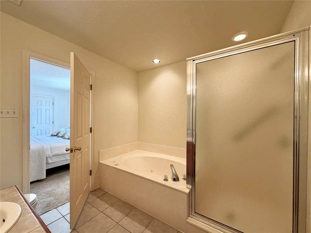 849 GUN BARREL Lane S, #E4, Gun Barrel City, TX 75156 849 GUN BARREL Lane S, #E4, Gun Barrel City, TX 75156