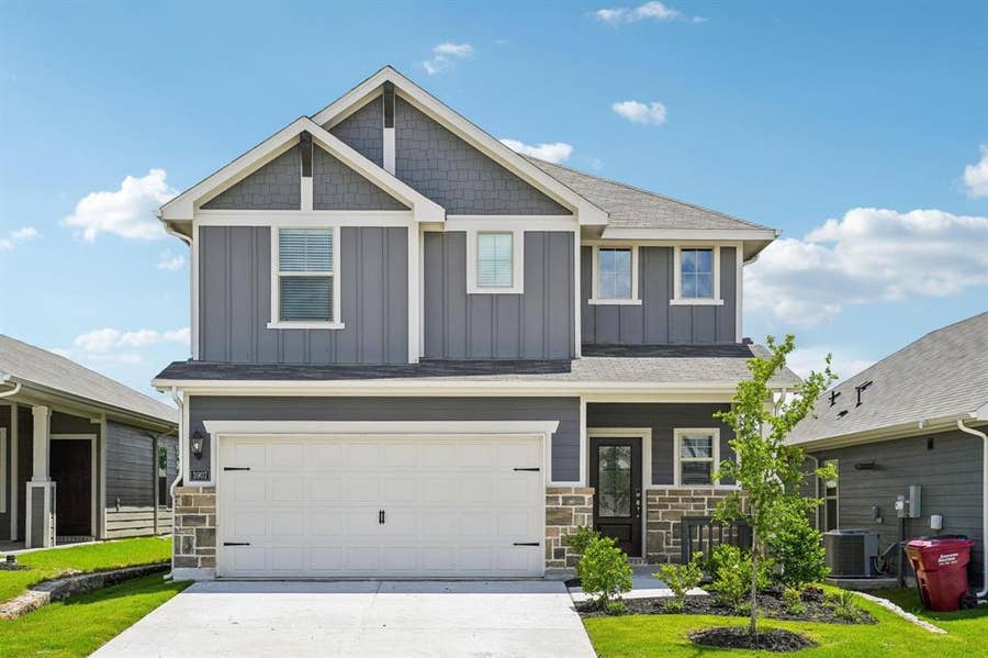 Property photo for 3907 Marble Falls Drive, Farmersville, TX