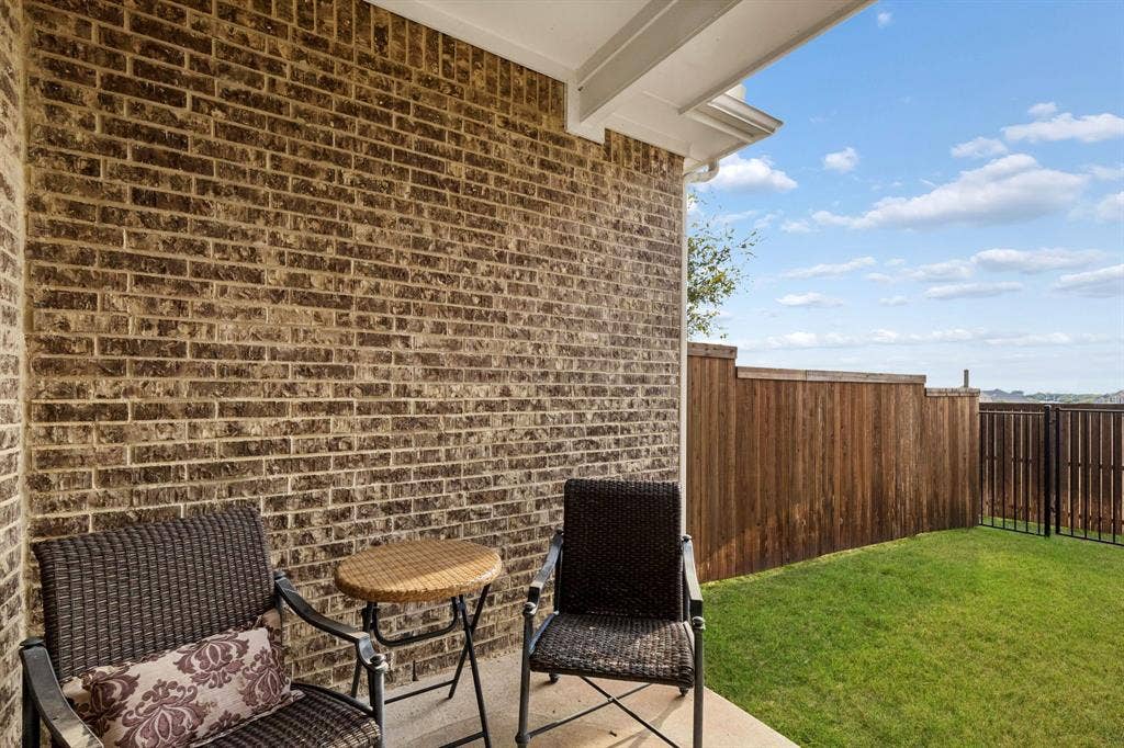17717 Sage Lane, Dallas, TX 75252 17717 Sage Lane, Dallas, TX 75252