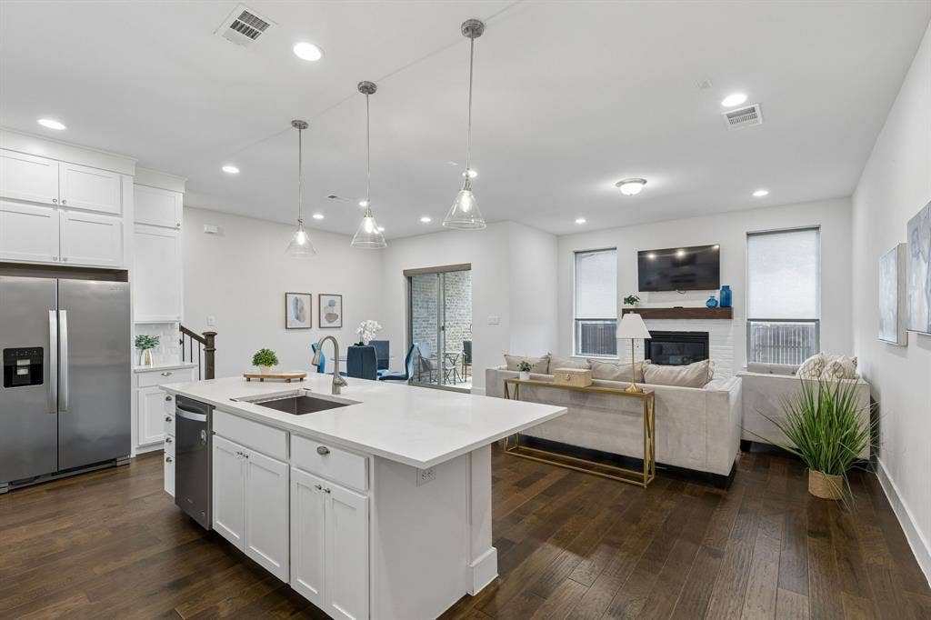 17717 Sage Lane, Dallas, TX 75252 17717 Sage Lane, Dallas, TX 75252