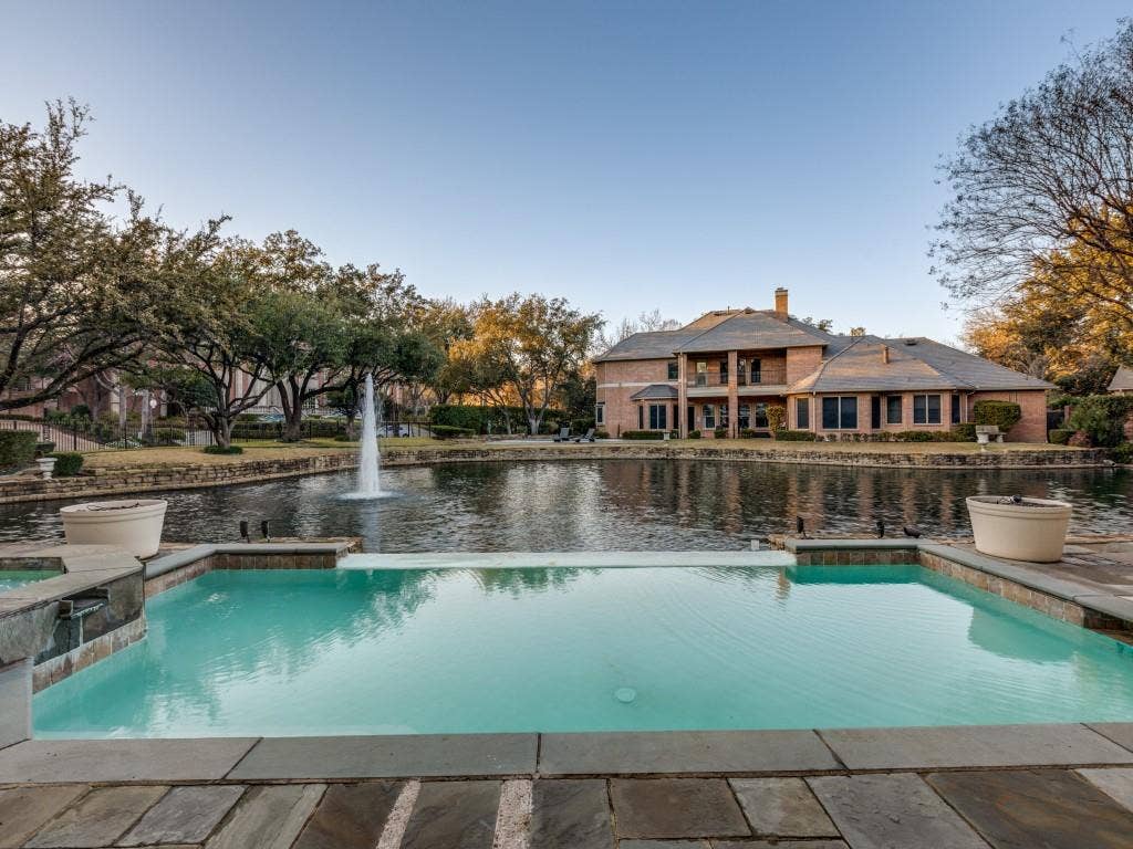 16 Robledo Drive, Dallas, TX 75230