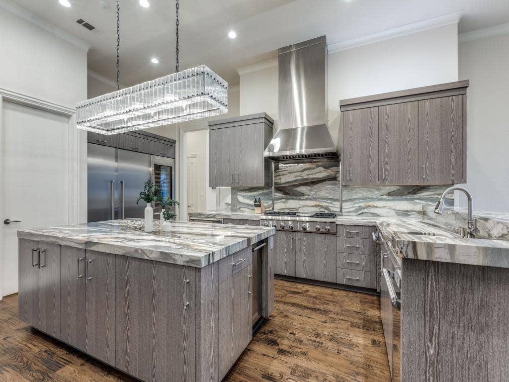 16 Robledo Drive, Dallas, TX 75230