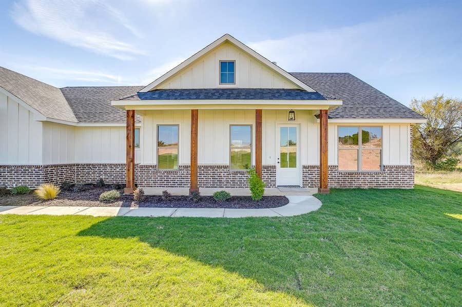 Property photo for 217 Kilkenny Road, Poolville, TX