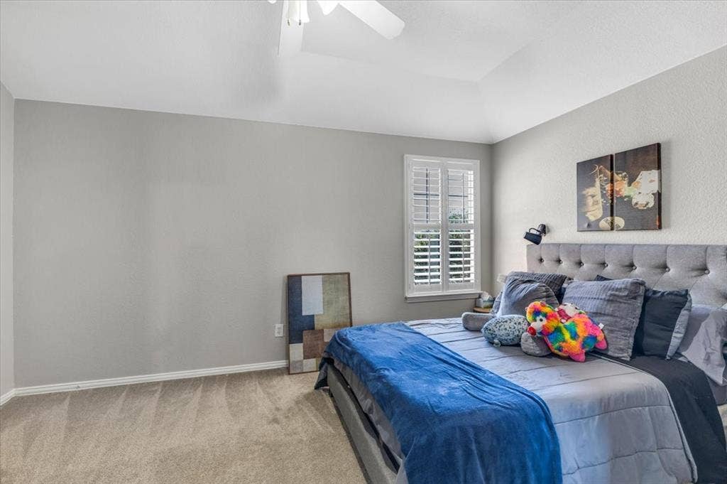 4600 Valleyview Drive, Mansfield, TX 76063 Fourth bedroom located upstairs